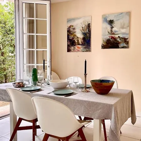 Ferienhaus Le Kerhou A *